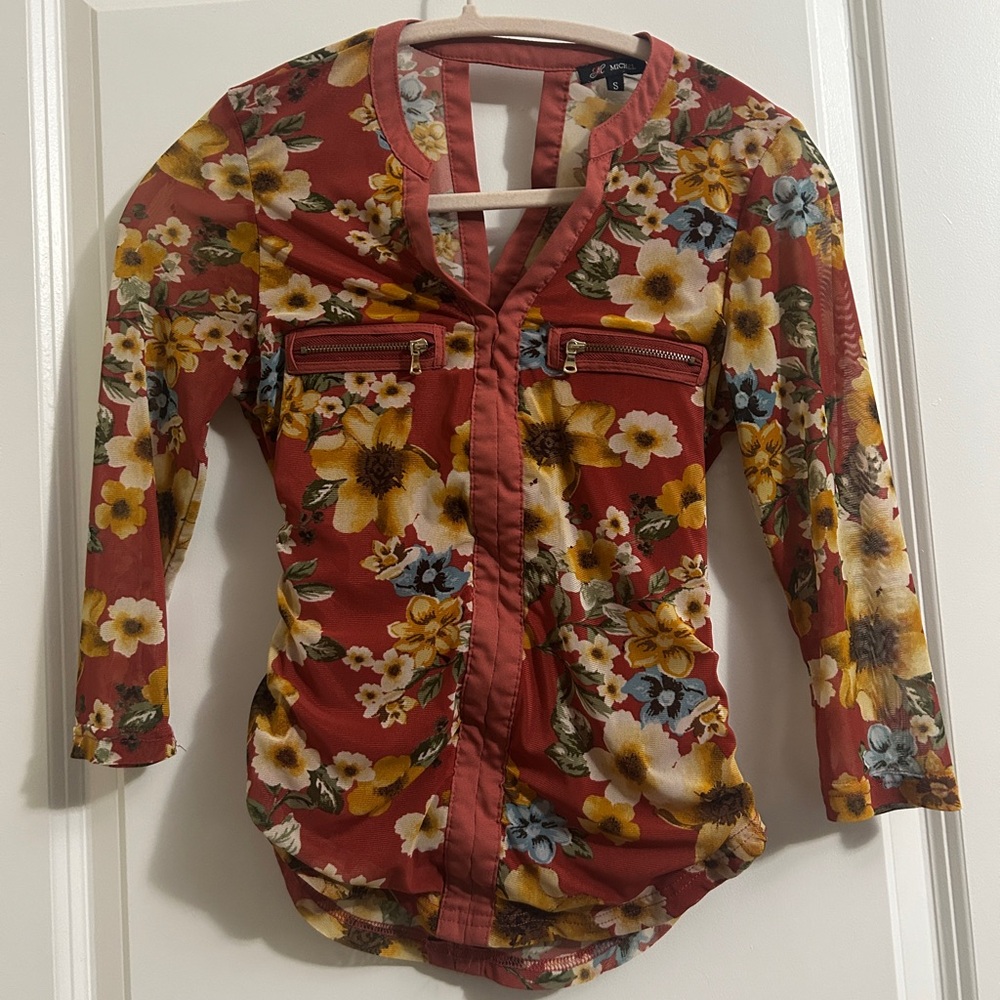 Michel Red Ruched 3/4 Sleeve Blouse